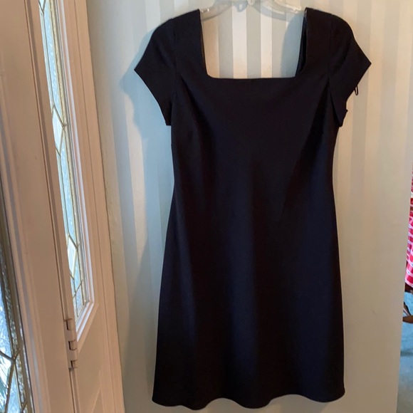 ✨ Evan Picone - Square neck A line dress. - Picture 2 of 9